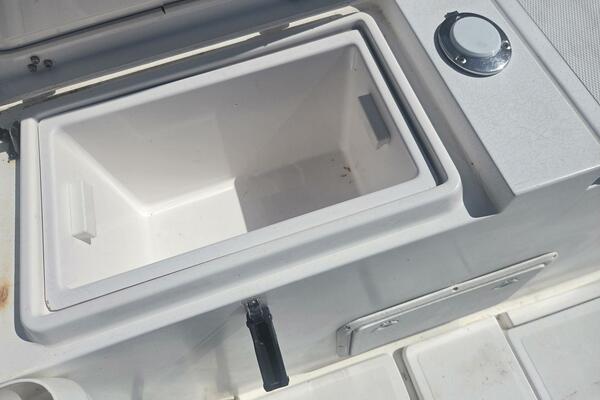 Smooth Operator 28ft True World Marine Yacht For Sale