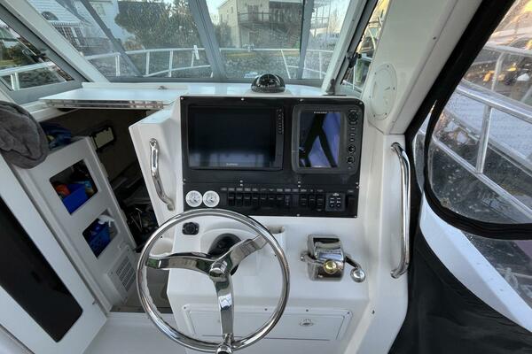 Smooth Operator 28ft True World Marine Yacht For Sale