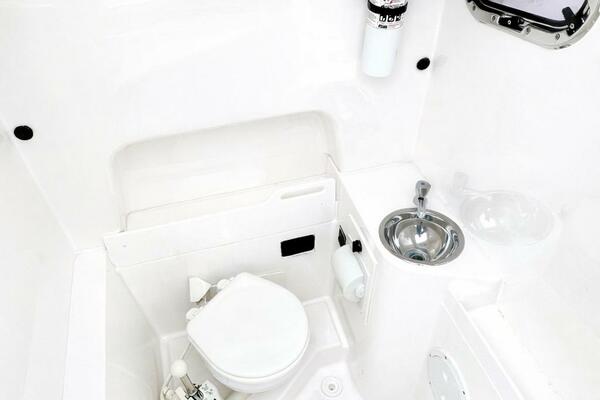 26ft Pursuit Yacht For Sale