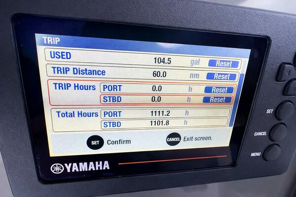 26ft Pursuit Yacht For Sale