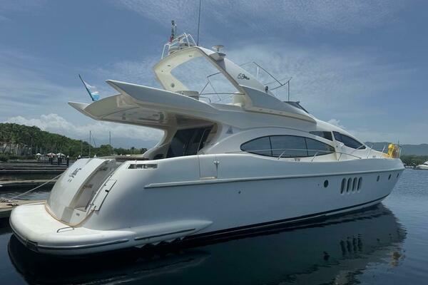 68ft Azimut Yacht For Sale