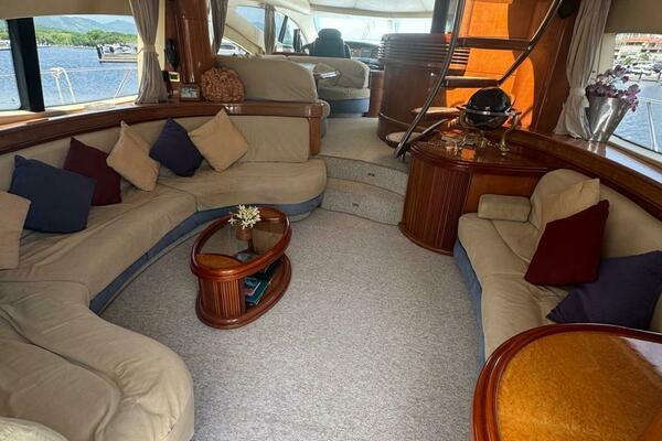 68ft Azimut Yacht For Sale