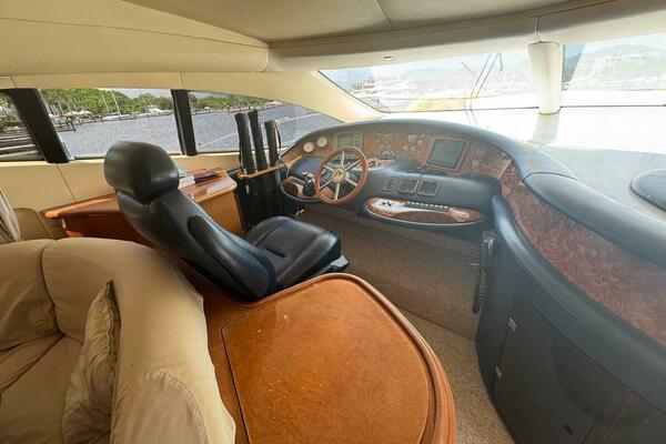 68ft Azimut Yacht For Sale