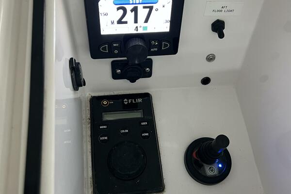 Hooked Up 50ft Viking Yacht For Sale