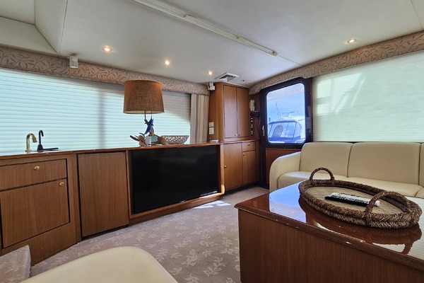 70ft Ocean Yachts Yacht For Sale