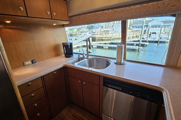 70ft Ocean Yachts Yacht For Sale