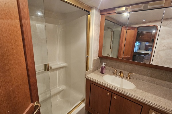 70ft Ocean Yachts Yacht For Sale