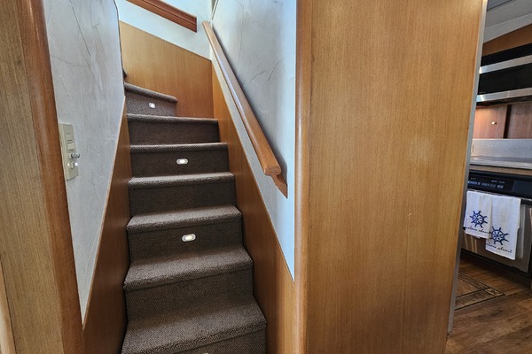 70ft Ocean Yachts Yacht For Sale