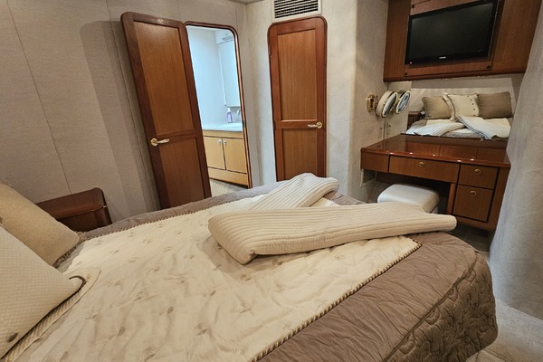 70ft Ocean Yachts Yacht For Sale