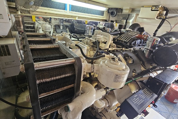 70ft Ocean Yachts Yacht For Sale