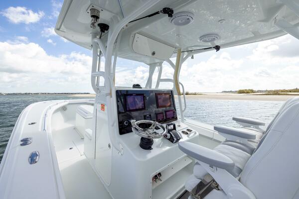 Done Deal 32ft Yellowfin Yacht For Sale