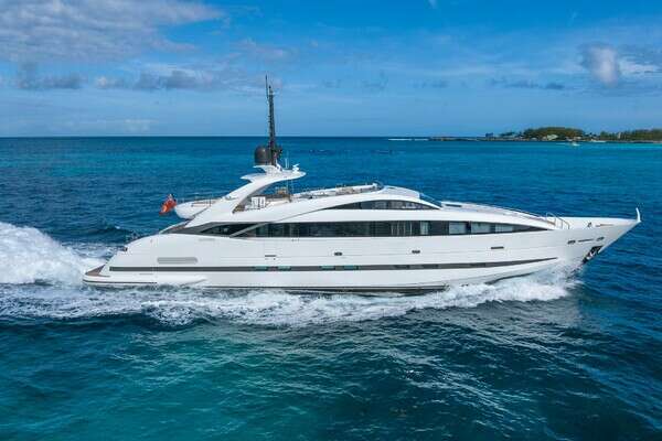 120-ft-ISA-2017-120 Sport-BACK 9 AND A HALF   Bahamas  yacht for sale