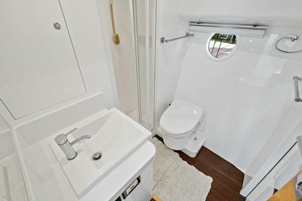 Venture 47ft Mares Yacht For Sale