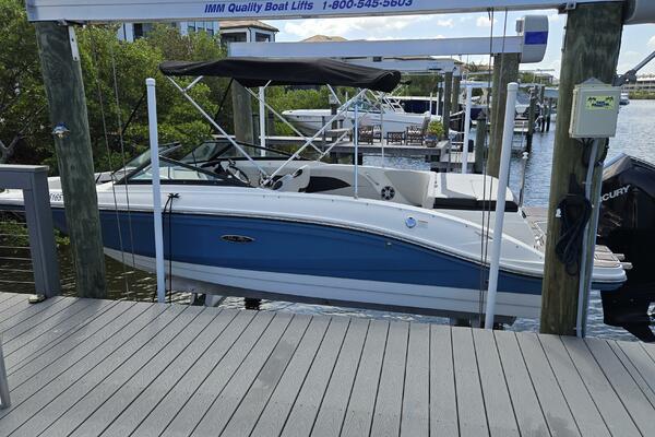 21ft Sea Ray Yacht For Sale