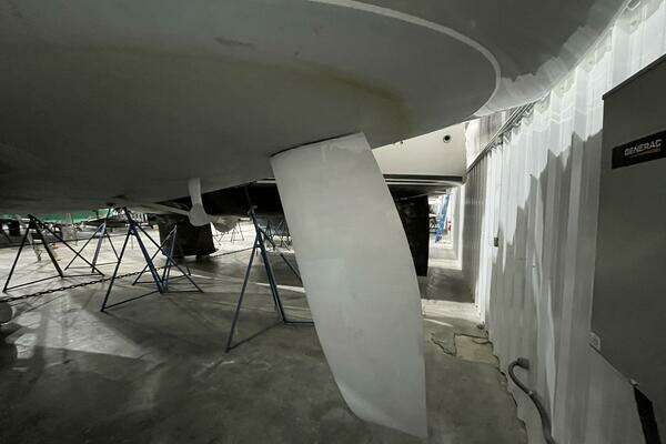 Photo of the 1999 Beneteau First 42s7 "Blessed Assurance"