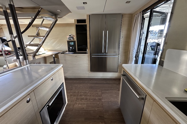 54ft Aquila Yacht For Sale