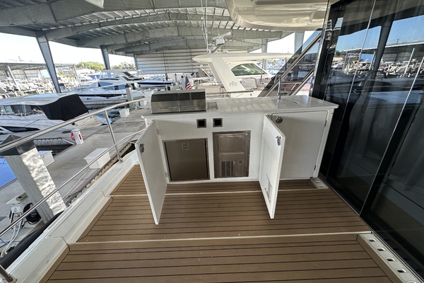 54ft Aquila Yacht For Sale