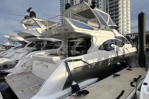 54ft Azimut Yacht For Sale