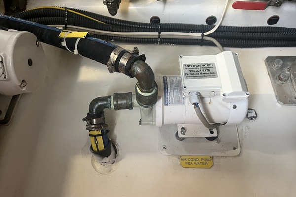 54ft Azimut Yacht For Sale