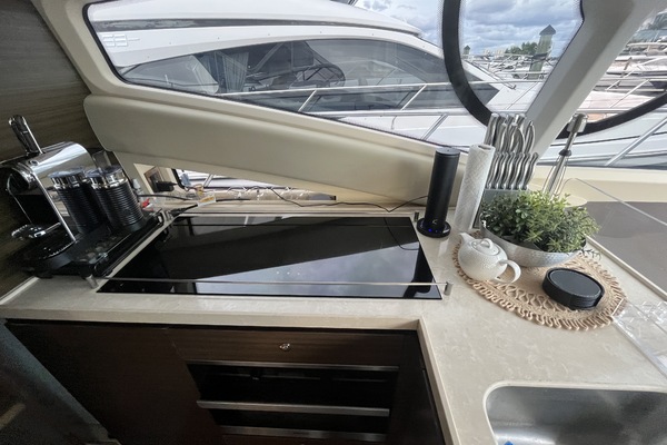 54ft Azimut Yacht For Sale