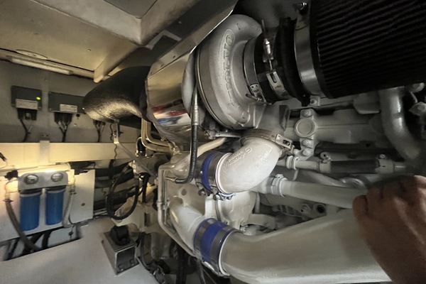 54ft Azimut Yacht For Sale