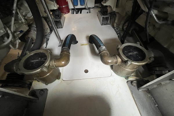 54ft Azimut Yacht For Sale