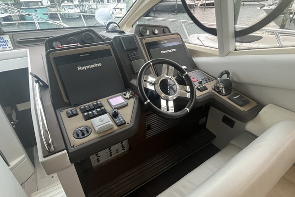 54ft Azimut Yacht For Sale