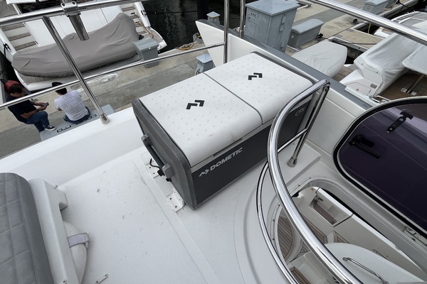 54ft Azimut Yacht For Sale