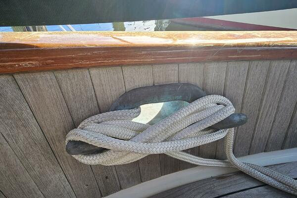 Lady Suzanne 33ft Hans Christian Yacht For Sale