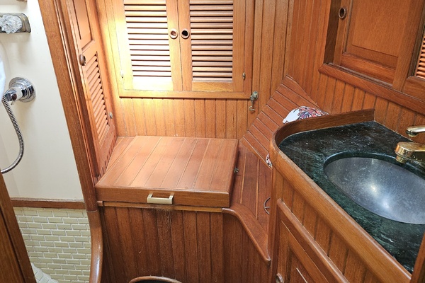 Lady Suzanne 33ft Hans Christian Yacht For Sale