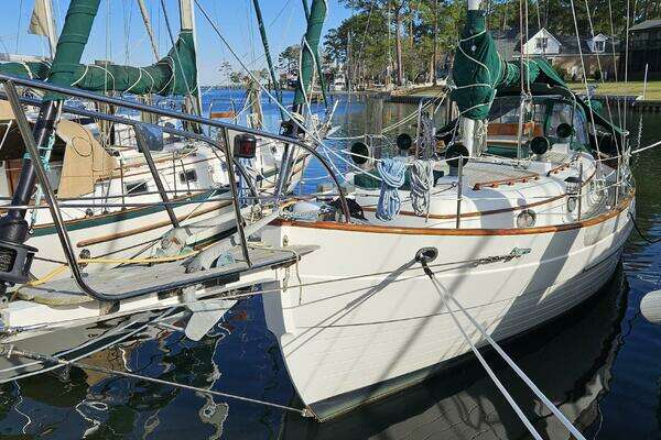 33-ft-Hans Christian-1985-33T-Lady Suzanne Oriental North Carolina United States  yacht for sale