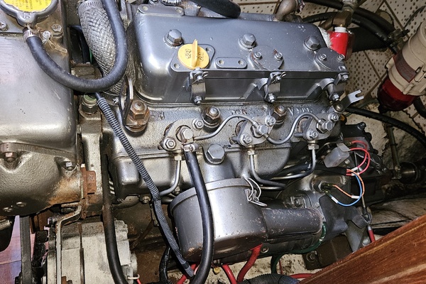 Lady Suzanne 33ft Hans Christian Yacht For Sale