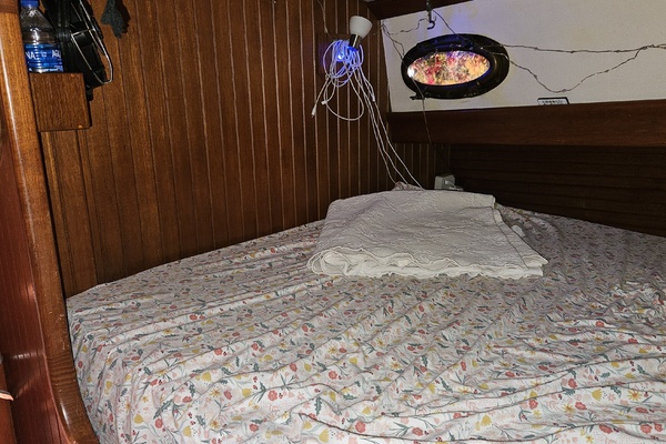 Lady Suzanne 33ft Hans Christian Yacht For Sale