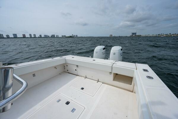 34ft Venture Yacht For Sale