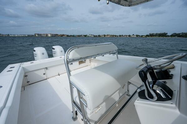 34ft Venture Yacht For Sale