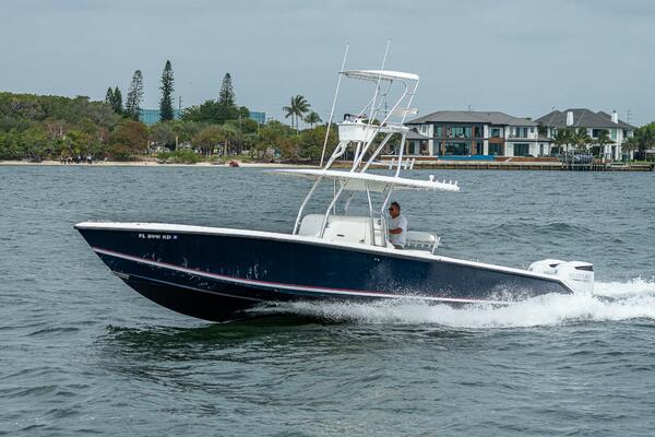 34ft Venture Yacht For Sale