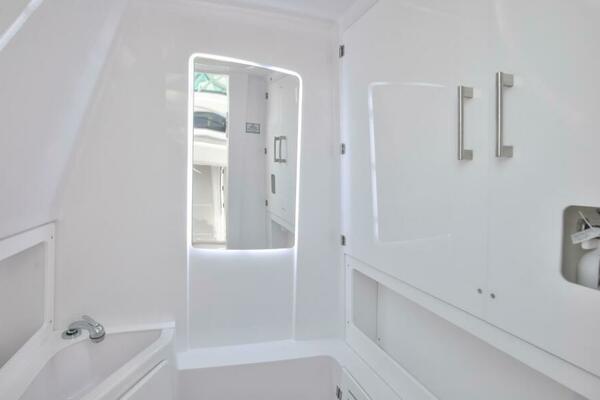 34ft Jupiter Yacht For Sale