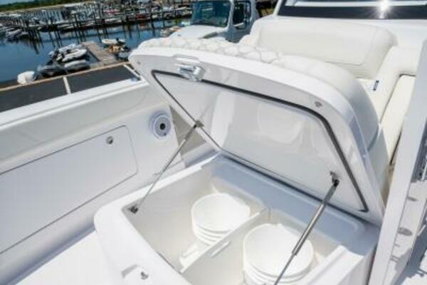 34ft Jupiter Yacht For Sale