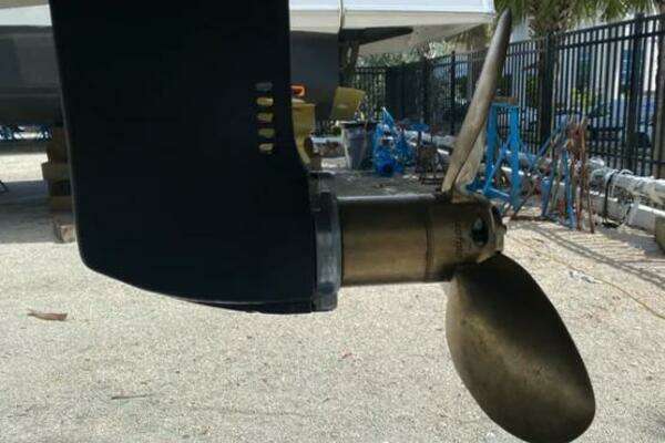 Bali 4.2 Yacht For Sale