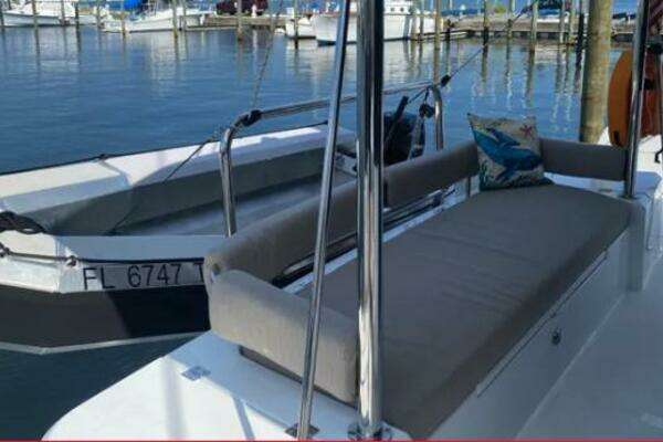 Bali 4.2 Yacht For Sale