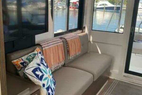 Bali 4.2 Yacht For Sale