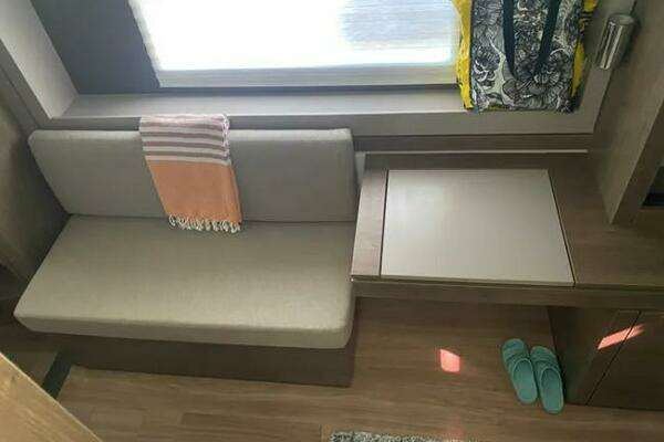 Bali 4.2 Yacht For Sale