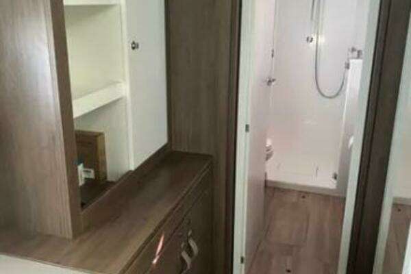 Bali 4.2 Yacht For Sale