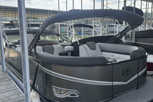 24ft Avalon Yacht For Sale