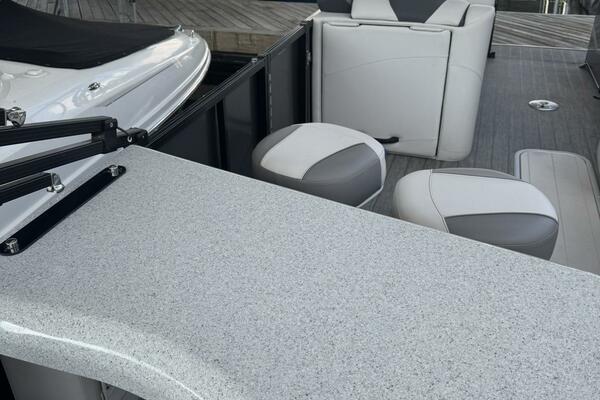 24ft Avalon Yacht For Sale