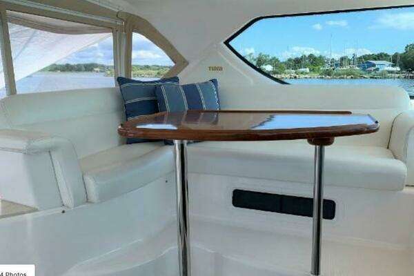 2009 Tiara Yachts 43