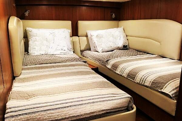 43ft Tiara Yachts Yacht For Sale