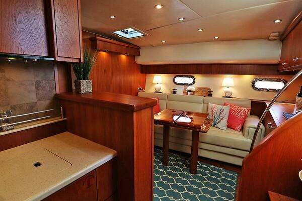 2009 Tiara Yachts 43