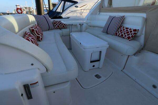 2009 Tiara Yachts 43