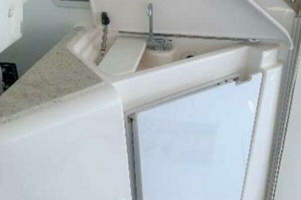 2009 Tiara Yachts 43